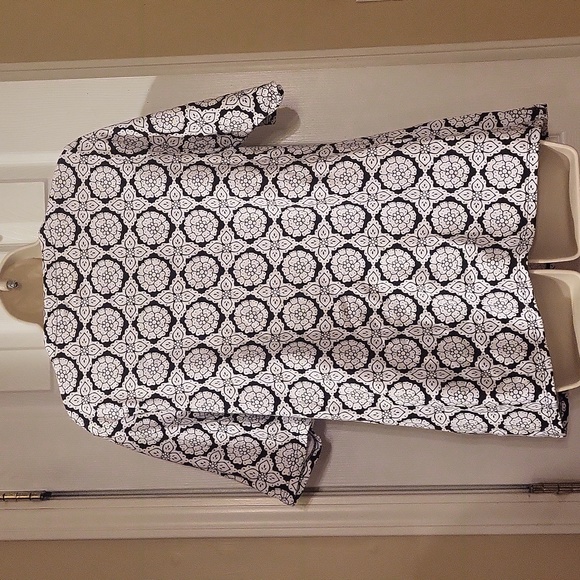 NWT Croft & Barrow shirt b&w elbow sleeve, Medium, 109% cotton - Picture 4 of 6